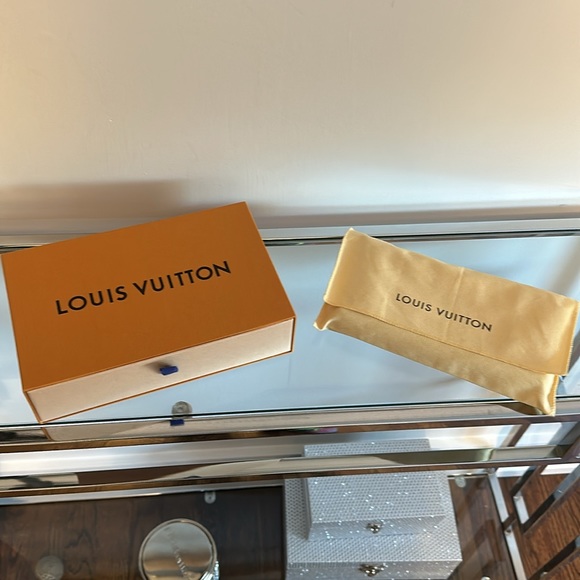 Louis Vuitton Black Monogram Empreinte Stitch Wallet, Full Inclusion! - Picture 4 of 16